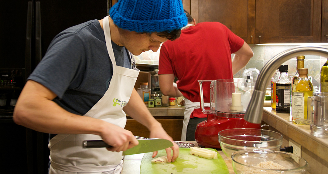 Jim & Scott cook in FoodFu battle veggie burger